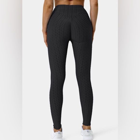 SET Honeycomb Textured High waist Scrunch Butt leggings & Drawstring Crop Top - Picture 4 of 9